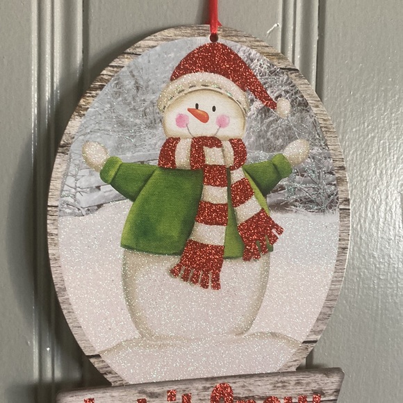 NWT Glittered Let It Snow Snowman ⛄️ Snow Globe Holiday Decoration Sign - Picture 8 of 16
